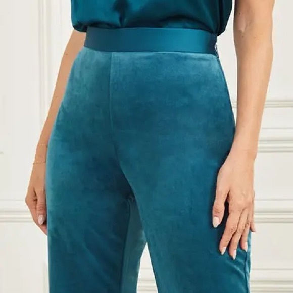 New Marciano by Guess Lilli Blue Opal Velvet Wide Leg Pants Trousers MSRP $200 - Picture 7 of 13
